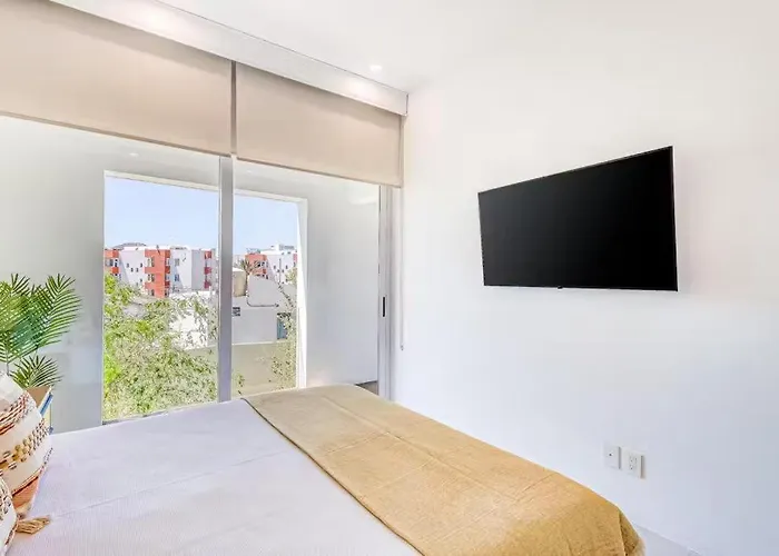 Stylish 3br Downtown Cabo Walk Everywhere Сasa de vacaciones Cabo San Lucas