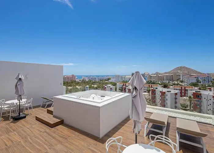 Сasa de vacaciones Stylish 3br Downtown Cabo Walk Everywhere